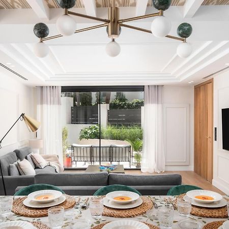 Apartamentos La Zagalilla Malaga Luaran gambar