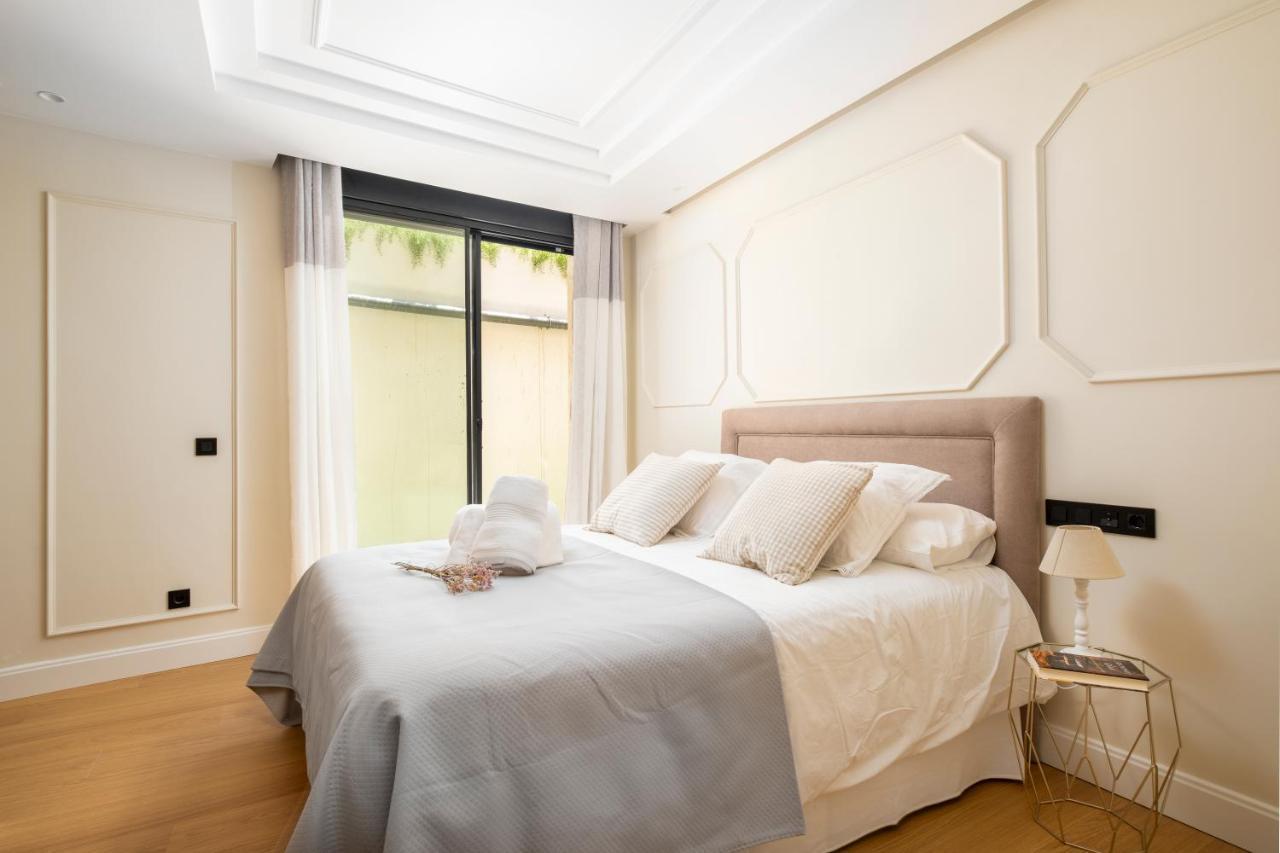 Apartamentos La Zagalilla Malaga Luaran gambar