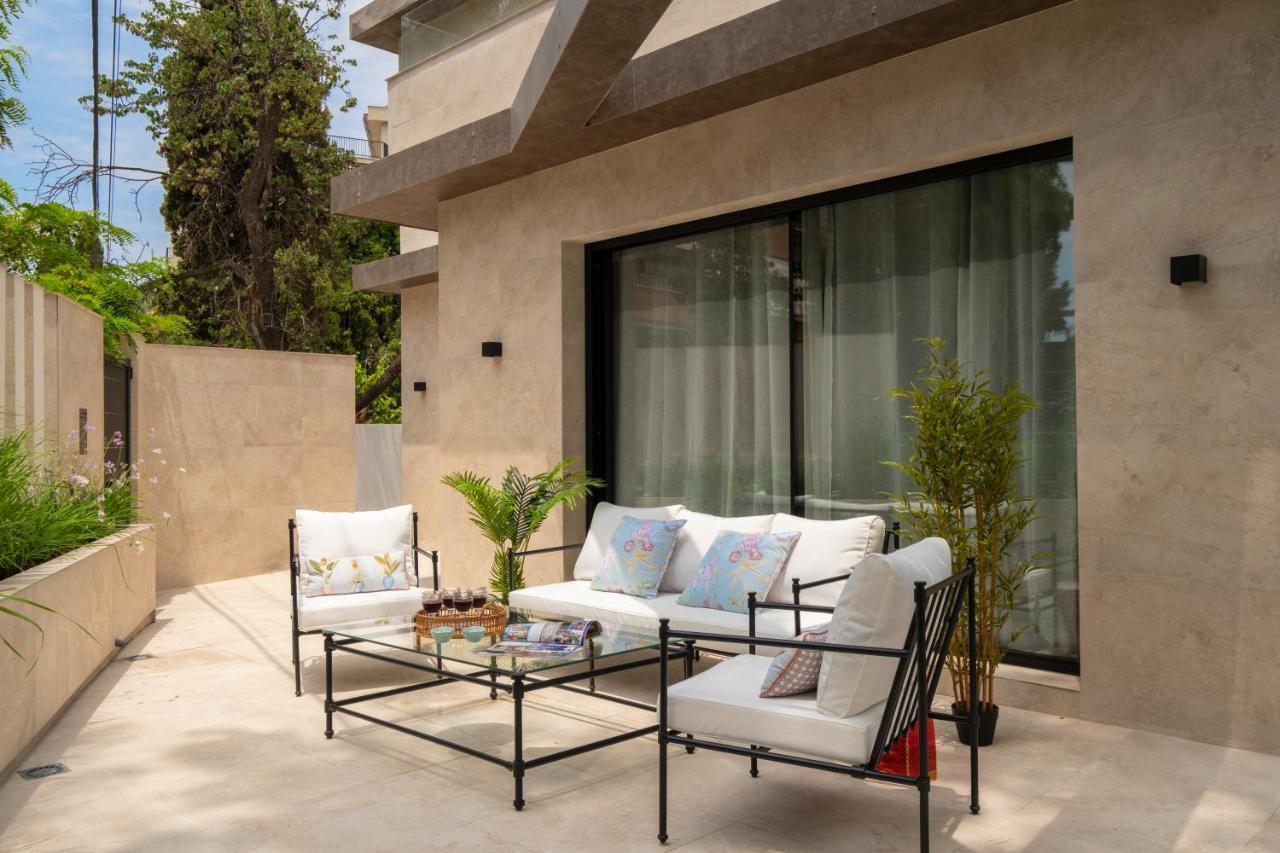 Apartamentos La Zagalilla Malaga Luaran gambar