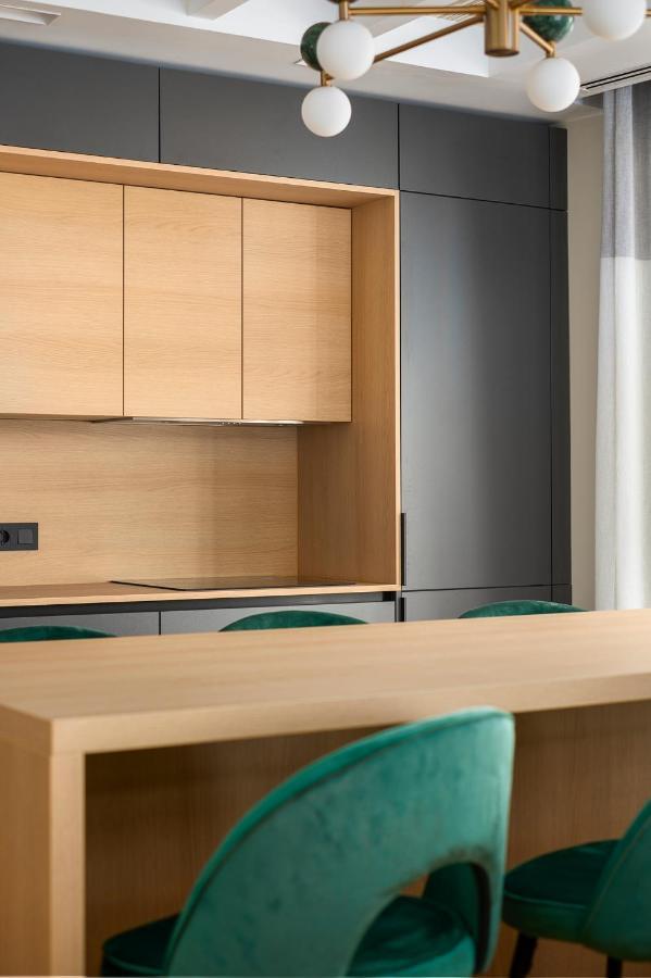 Apartamentos La Zagalilla Malaga Luaran gambar