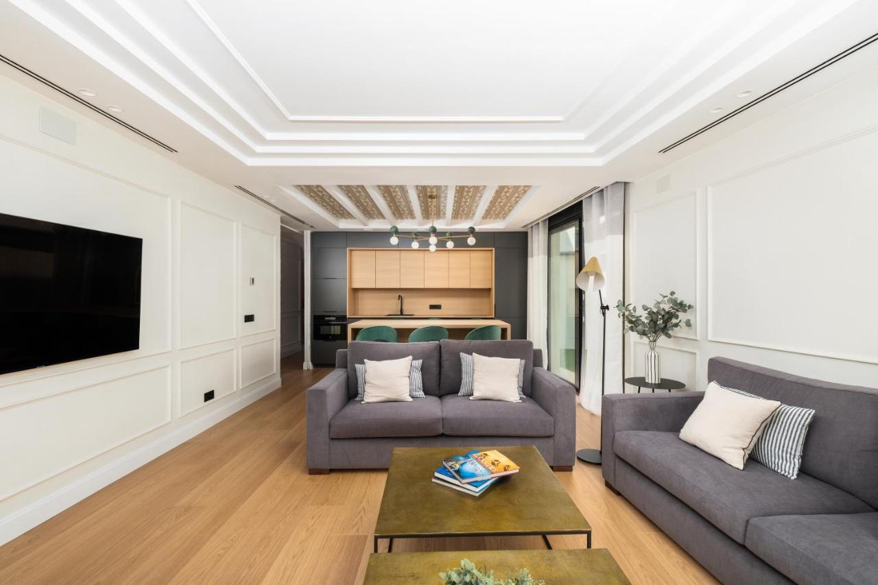 Apartamentos La Zagalilla Malaga Luaran gambar