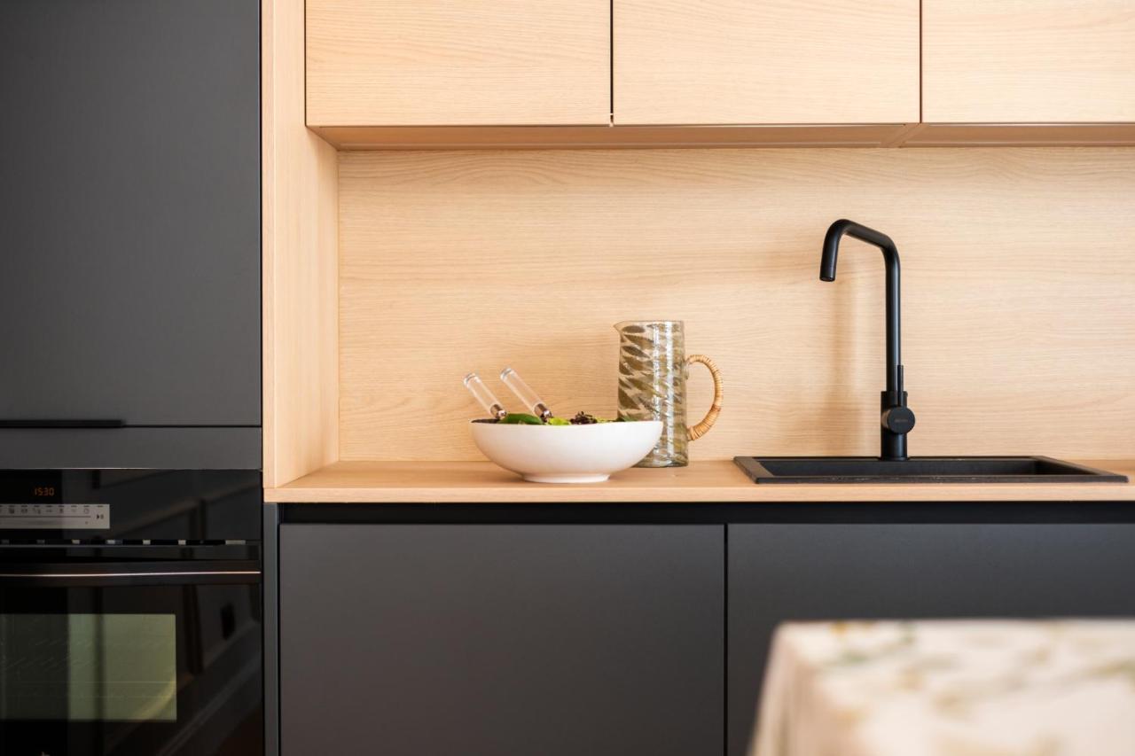 Apartamentos La Zagalilla Malaga Luaran gambar