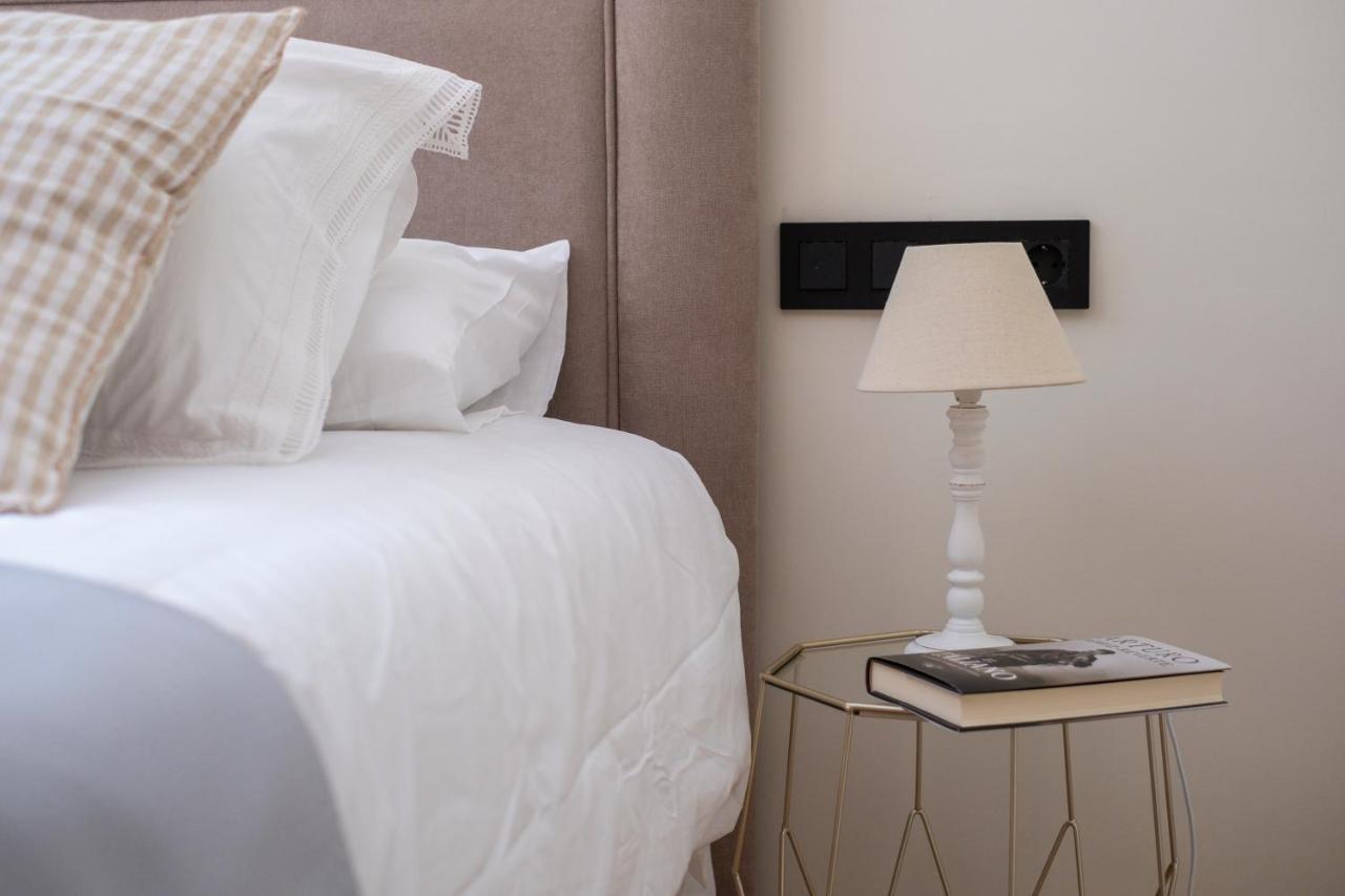 Apartamentos La Zagalilla Malaga Luaran gambar