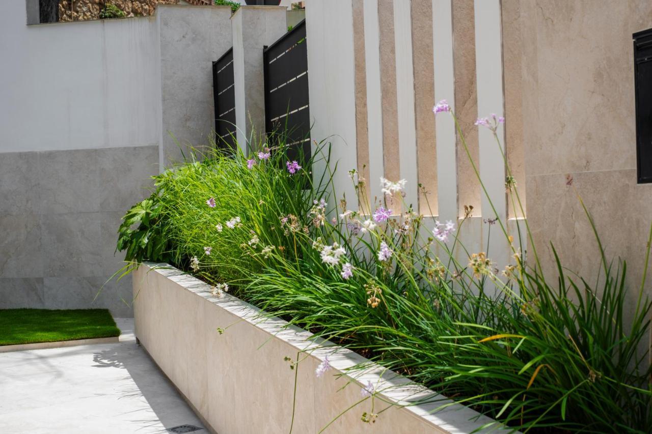 Apartamentos La Zagalilla Malaga Luaran gambar